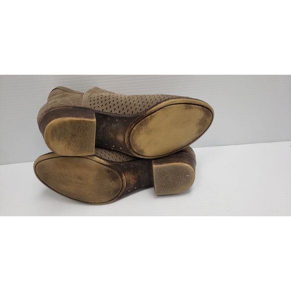 Lucky Brand Baley Suede Leather Ankle Bootie ~ Neutral Casual Boots ~ 7.5 - Picture 9 of 9